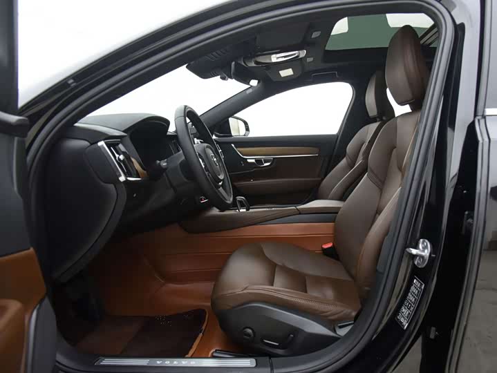 Volvo S90, 2023 — фото 6 из 9