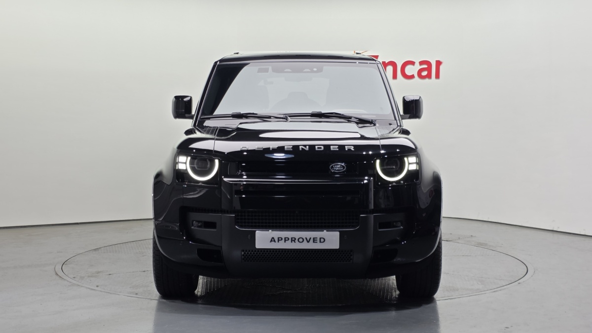Land Rover Defender, 2025 — фото 7 из 12