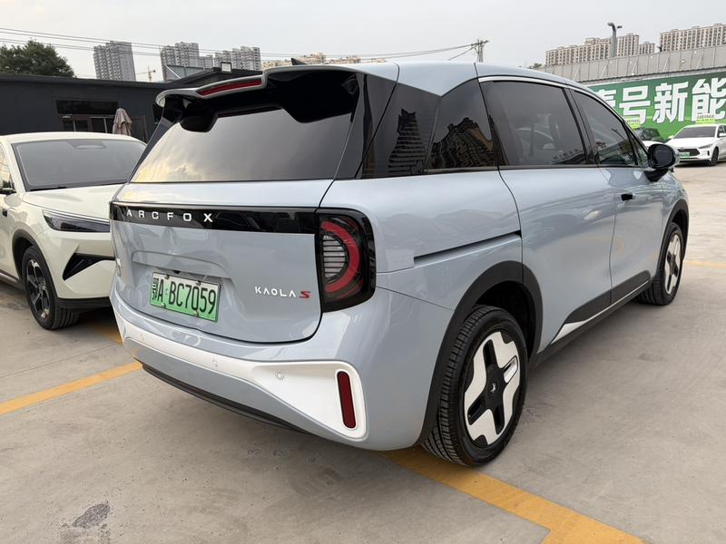 BAIC Arcfox Kaola S, 2025 — фото 5 из 9
