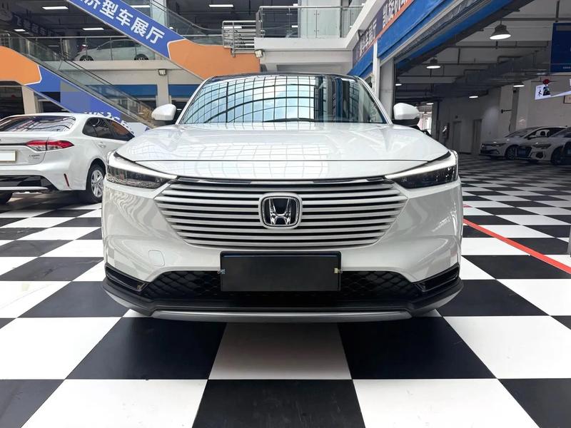 Honda Vezel, 2023 — фото 2 из 12