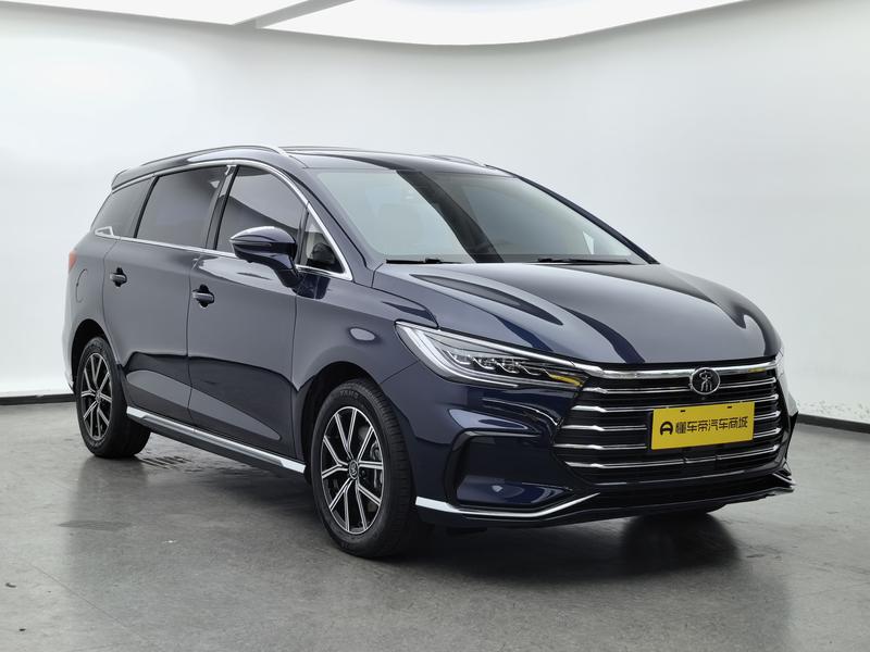 BYD Song Max Hybrid, 2023 — фото 3 из 12
