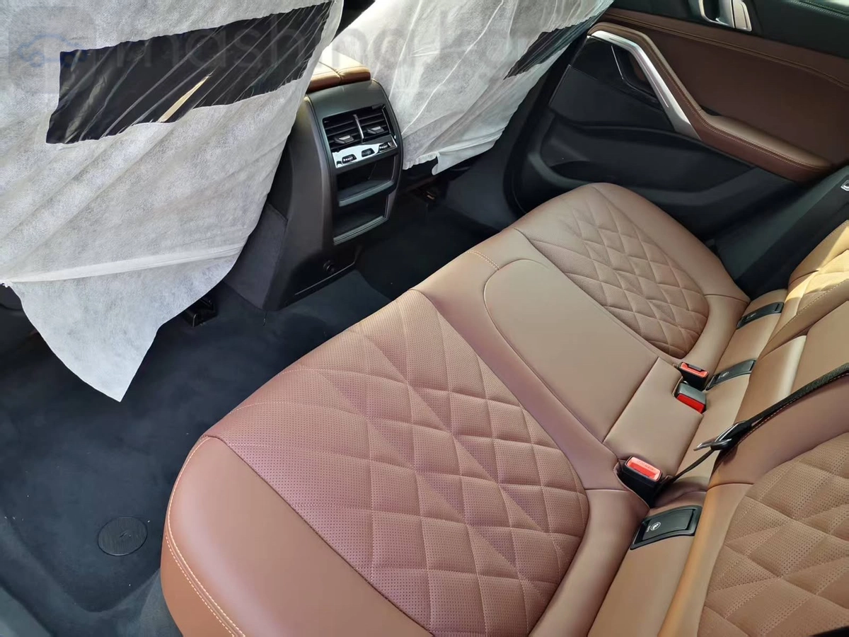 BMW X6, 2024 — фото 8 из 8