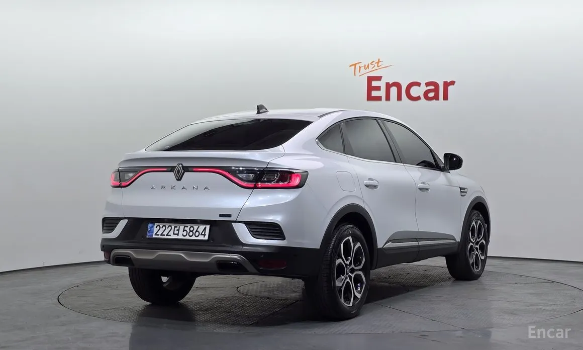 Renault Arkana, 2024 — фото 2 из 12