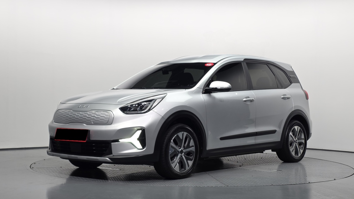 Kia Niro, 2022 — купить в Санкт-Петербурге под ключ