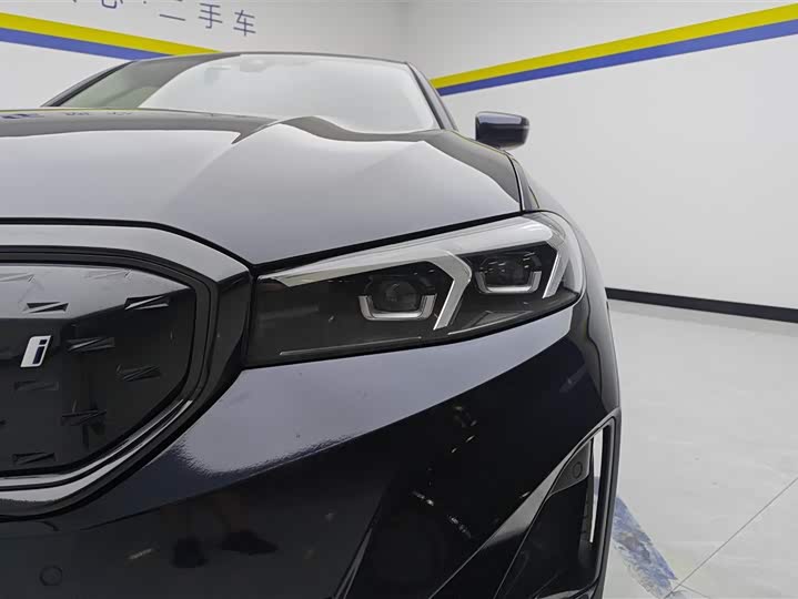 BMW i3, 2023 — фото 5 из 9
