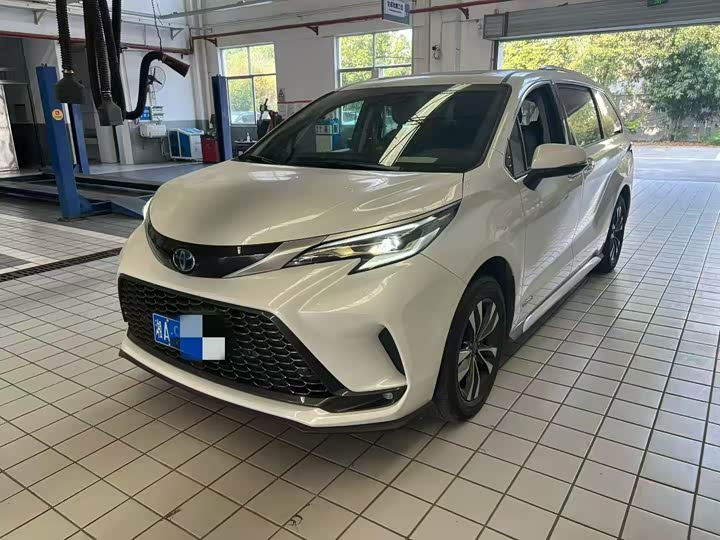 Toyota Granvia, 2023 — купить в Самаре под ключ