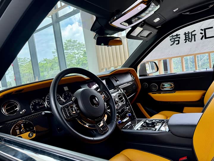 Rolls-Royce Cullinan, 2022 — фото 5 из 9