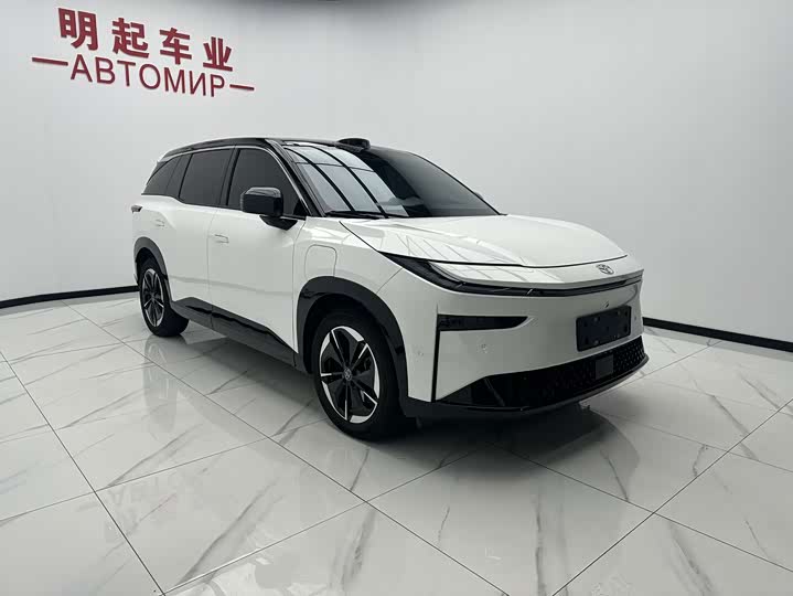 Toyota bZ3X, 2025 — фото 3 из 9