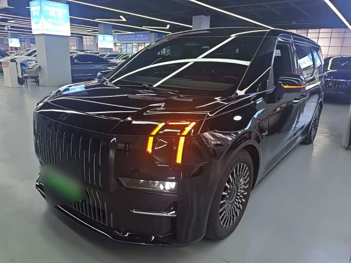 Zeekr 009, 2023 — купить в Ижевске под ключ