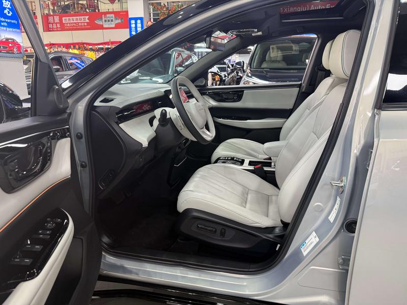 Honda e:NP2, 2025 — фото 11 из 12