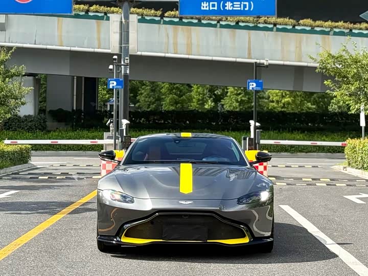 Aston Martin V8 Vantage, 2022 — купить в Пензе под ключ