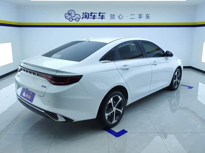 Geely Emgrand L, 2022 — фото 3 из 9