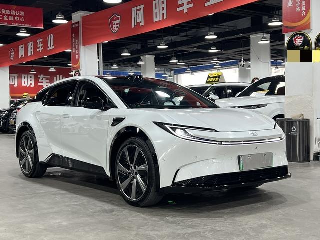 Toyota bZ5, 2025 — фото 3 из 12