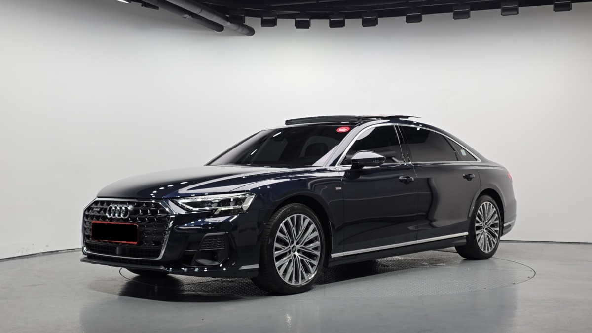 Audi A8, 2023 — купить в Владимире под ключ