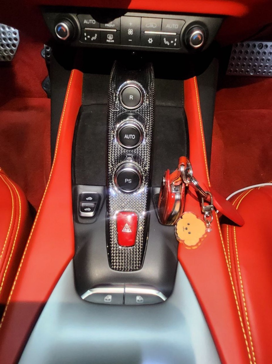 Ferrari Portofino, 2022 — фото 8 из 12