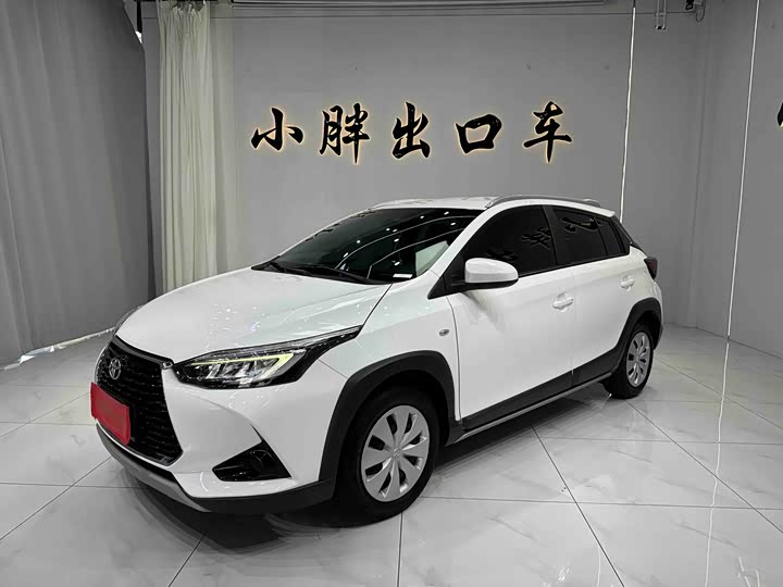 Toyota Yaris L Hatchback, 2022 — купить в Санкт-Петербурге под ключ