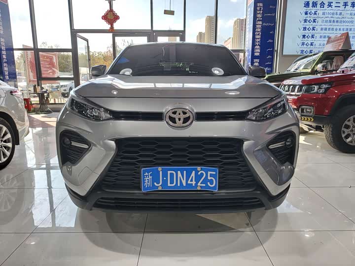 Toyota Wildlander, 2023 — фото 2 из 12