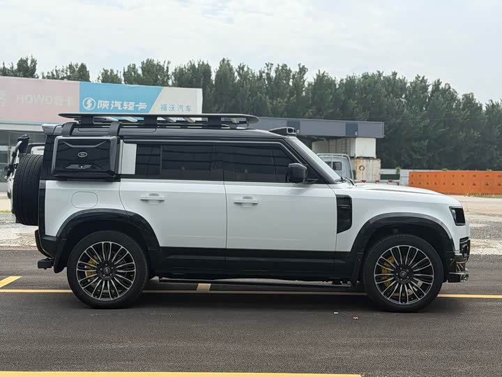 Land Rover Defender, 2025 — фото 9 из 9