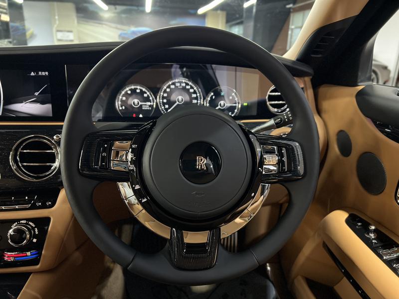 Rolls-Royce Ghost, 2025 — фото 10 из 12