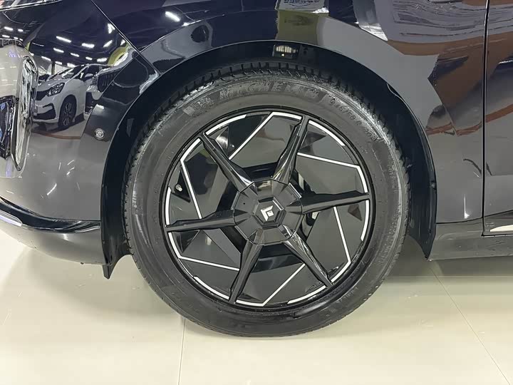 GAC Hyptec HT, 2024 — фото 8 из 9