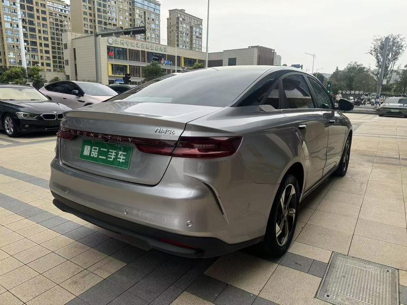 Geely Geometry G6, 2022 — фото 5 из 9