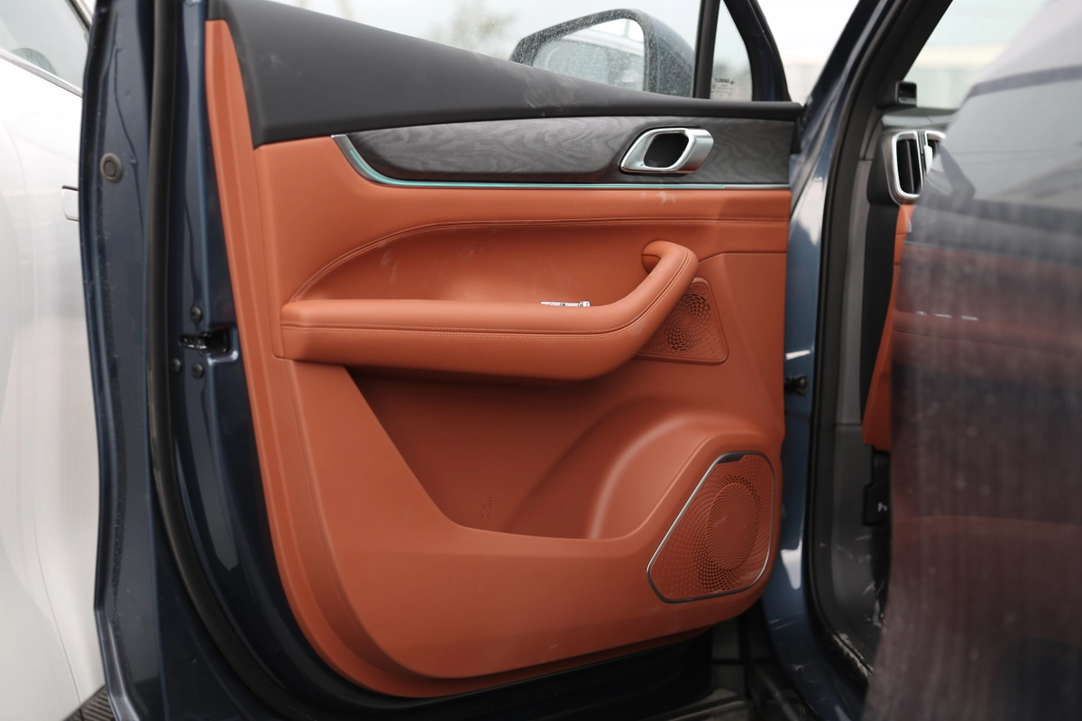 Geely Galaxy M7, 2026 — фото 7 из 8