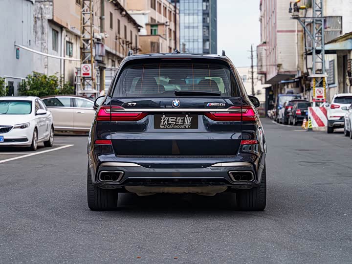BMW X7, 2022 — фото 4 из 9