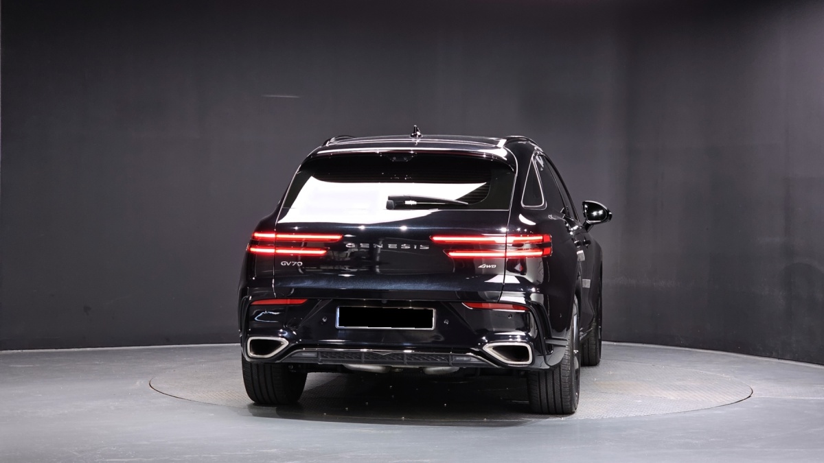 Genesis GV70, 2024 — фото 4 из 12