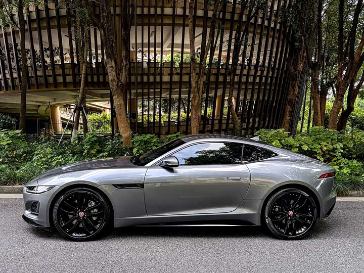 Jaguar F-Type, 2023 — фото 3 из 9