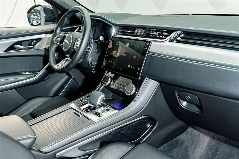 Jaguar F-Pace, 2023 — фото 7 из 12
