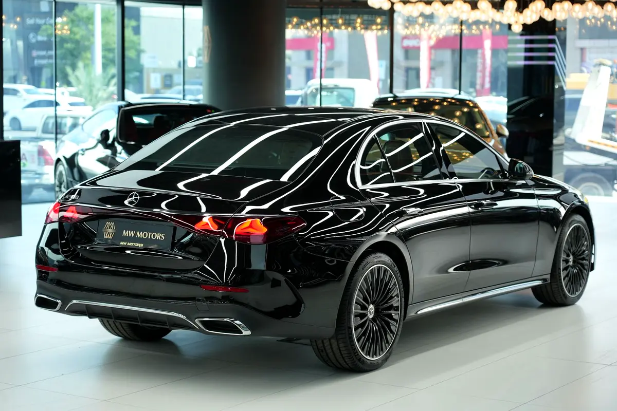 Mercedes-Benz E-Class, 2026 — фото 3 из 10