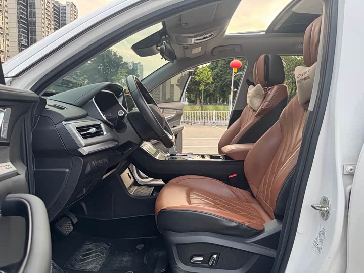 Chery Tiggo 8, 2022 — фото 7 из 9