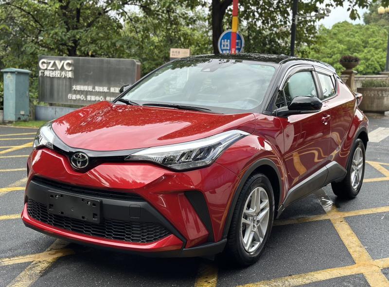 Toyota C-HR, 2022 — купить в Санкт-Петербурге под ключ
