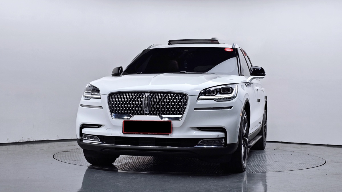 Lincoln Aviator, 2023 — фото 3 из 12