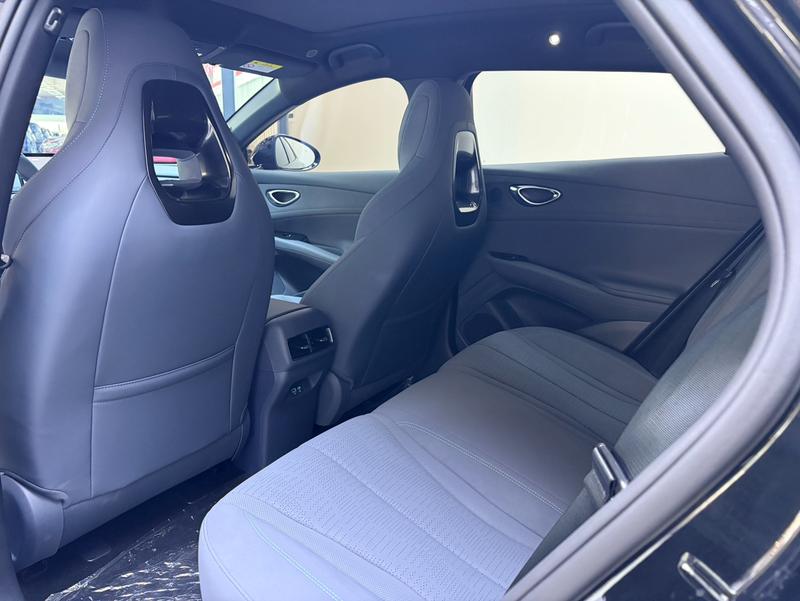 BYD Seal 06 GT, 2026 — фото 9 из 10