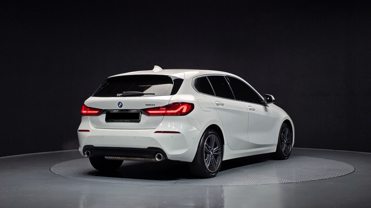 BMW 1 Series, 2021 — фото 2 из 12