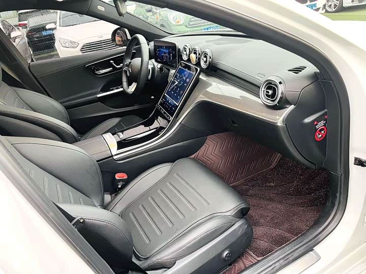 Mercedes-Benz C-Class, 2025 — фото 5 из 9