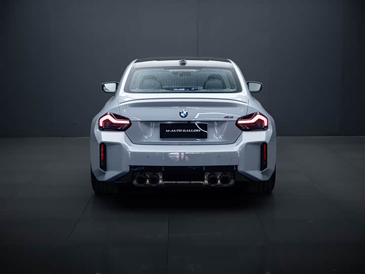 BMW M2, 2025 — фото 8 из 9