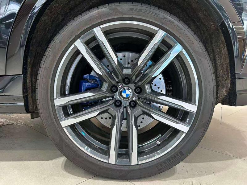 BMW X6 M, 2025 — фото 6 из 11