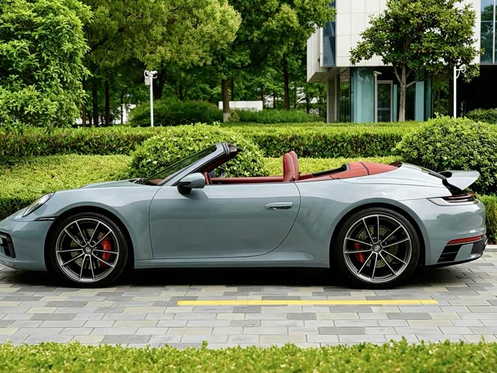 Porsche 911, 2022 — фото 2 из 9