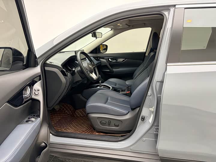 Nissan X-Trail, 2025 — фото 4 из 9