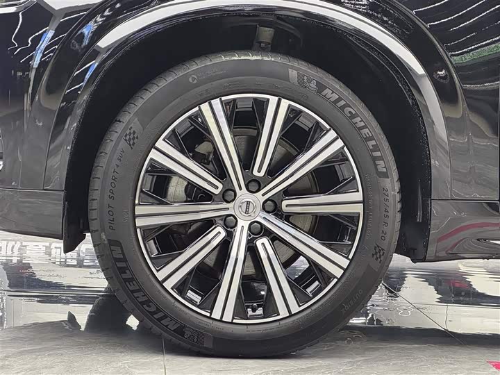 Volvo XC90, 2021 — фото 4 из 9