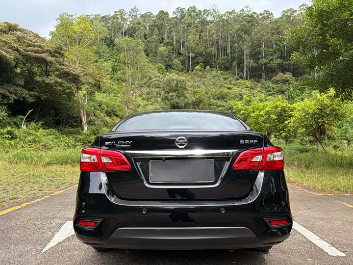 Nissan Sylphy, 2022 — фото 8 из 9