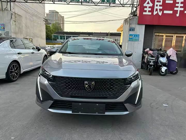 Peugeot 408, 2022 — фото 2 из 9
