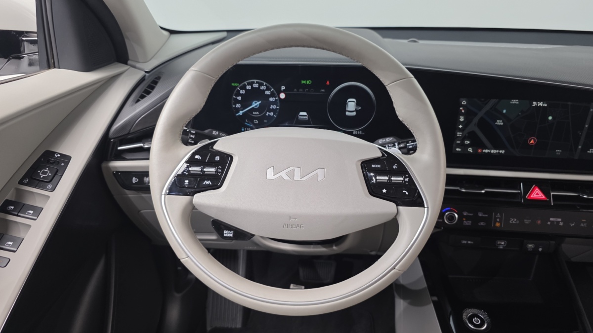 Kia Niro, 2022 — фото 12 из 12