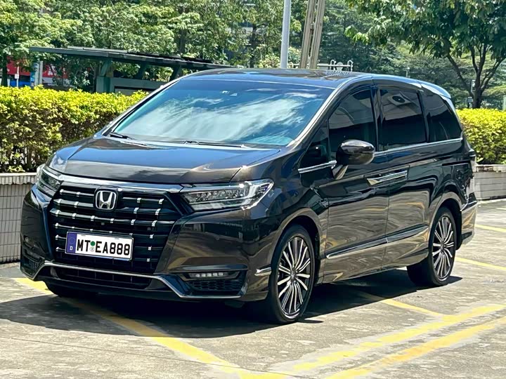 Honda Elysion, 2021 — купить в Москве под ключ
