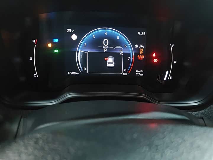 Toyota Corolla Cross, 2024 — фото 8 из 9