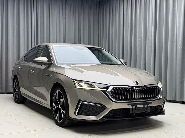 Skoda Octavia Pro, 2022 — фото 3 из 9