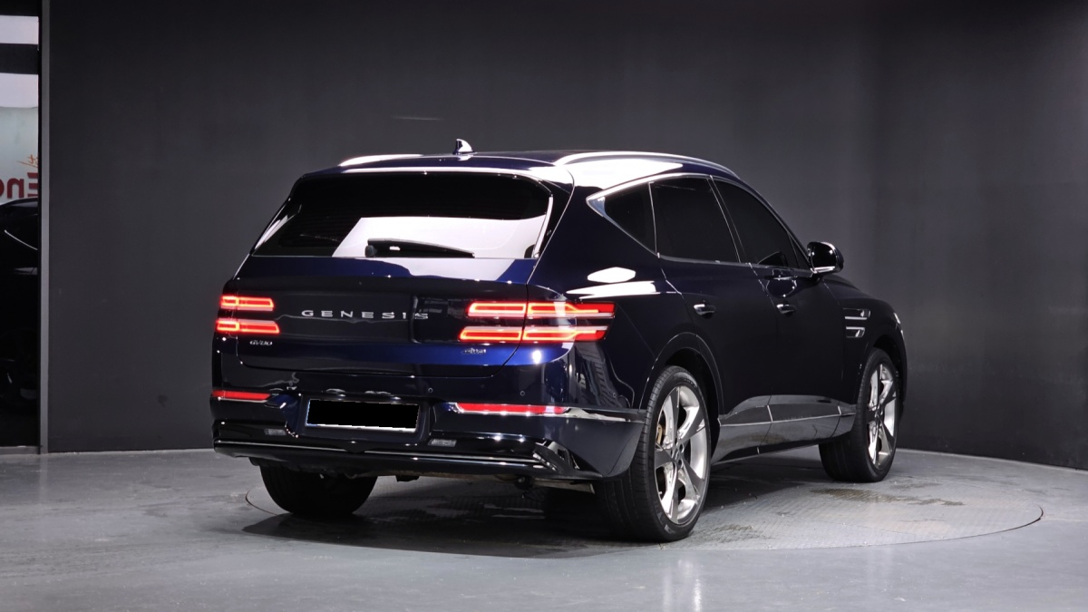 Genesis GV80, 2022 — фото 2 из 12