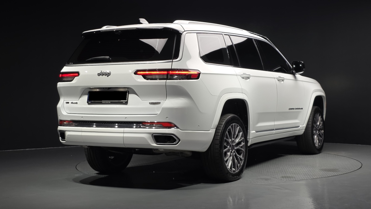 Jeep Cherokee, 2023 — фото 2 из 12